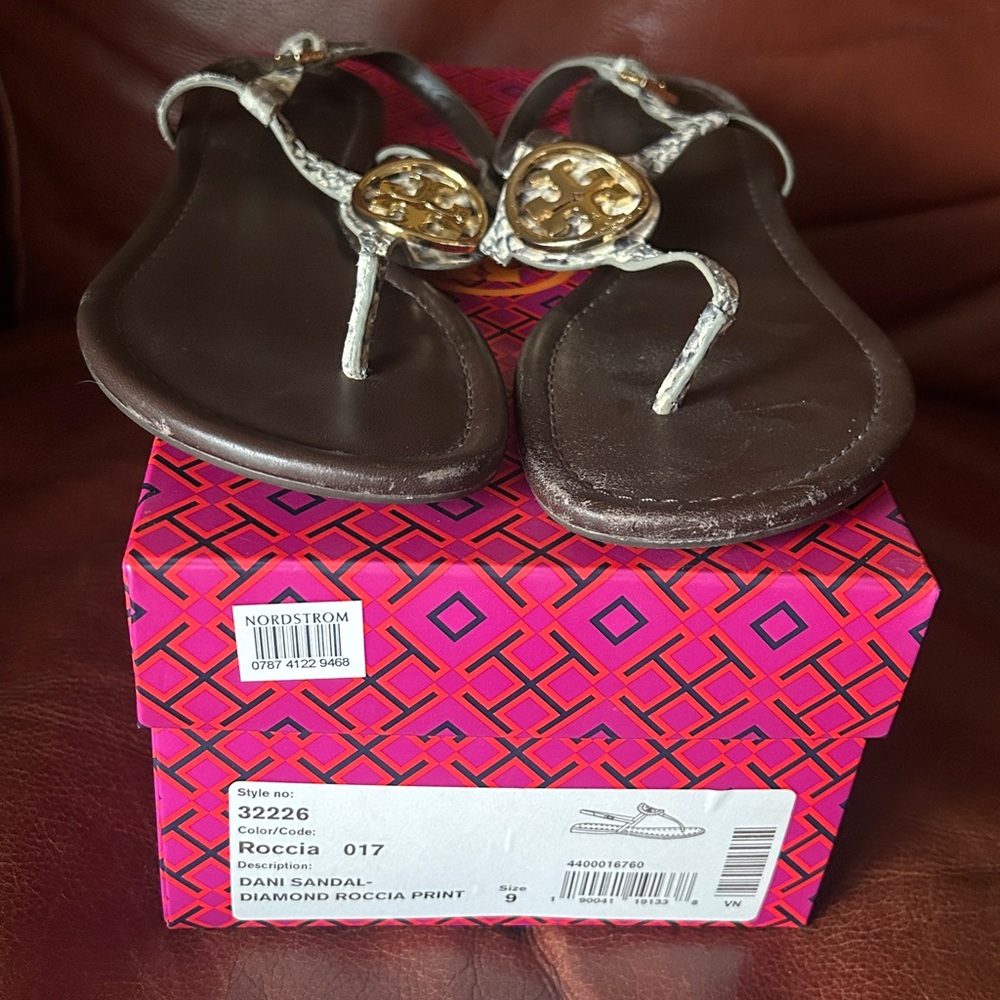 Tory Burch Dani Sandal 9 - Picture 7 of 8